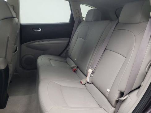 Used 2013 Nissan Rogue SL image 18