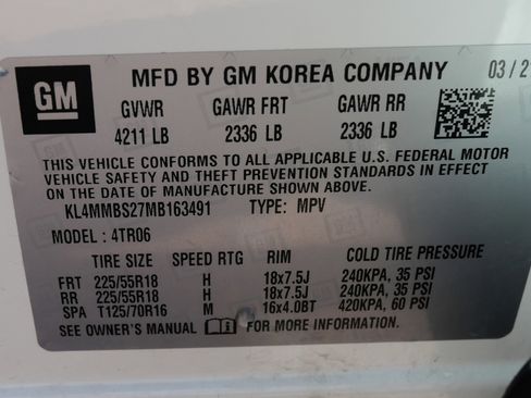 Used 2021 Buick Encore GX Preferred w/ Cold Weather Comfort Package image 18