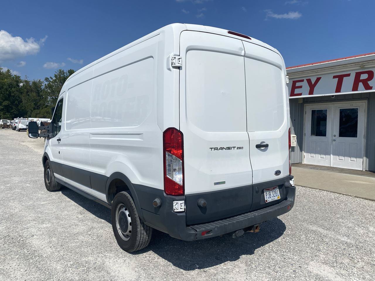 Used 2015 Ford Transit 250 148 Medium Roof RWD image 6