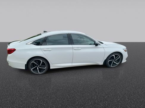 Used 2022 Honda Accord Sport image 10