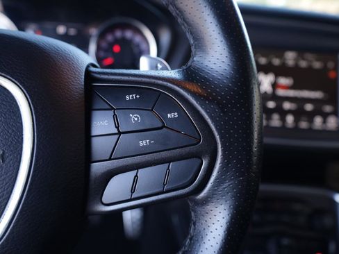 Used 2022 Dodge Challenger R/T Scat Pack RWD image 20