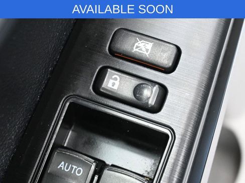 Used 2012 Toyota Camry LE image 13