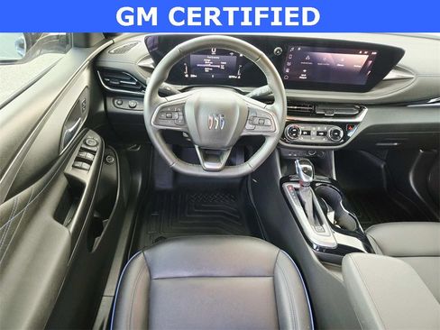 Certified 2024 Buick Envista Sport Touring w/ Convenience I Package image 11