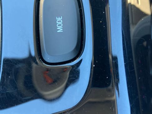 Used 2023 Buick Envision Avenir image 40