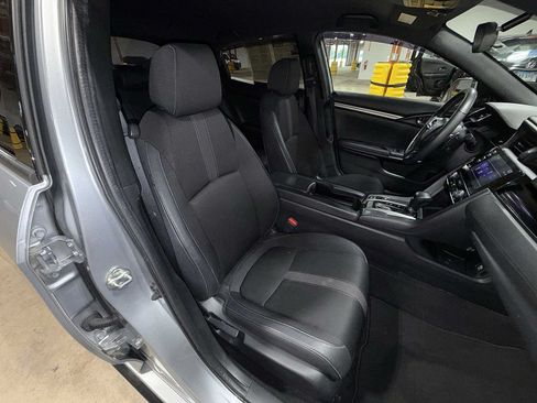 Used 2021 Honda Civic Sport image 16