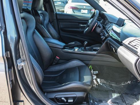 Used 2016 BMW M3 RWD image 16