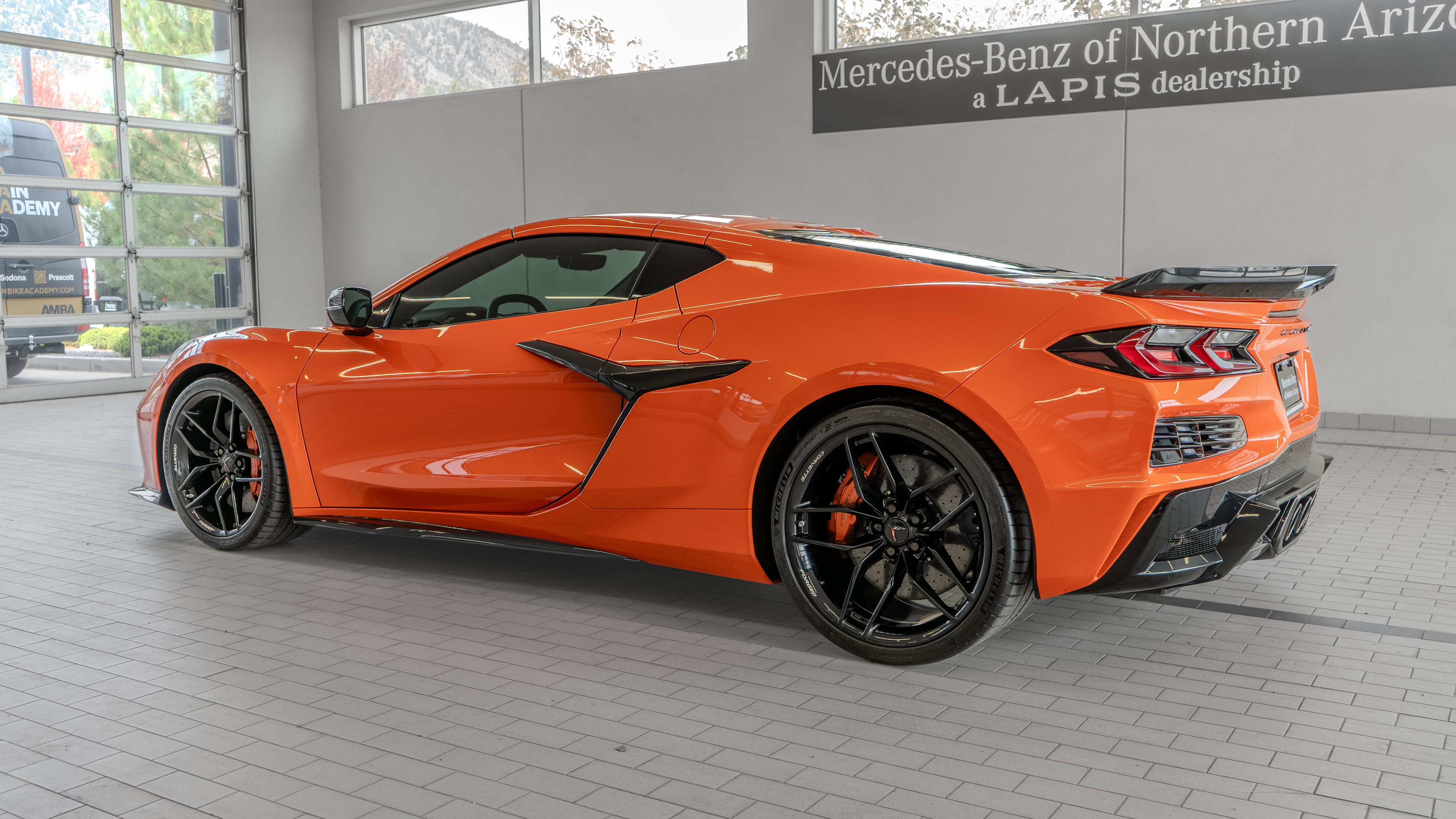 Used 2025 Chevrolet Corvette Z06 w/ Battery Protection Package RWD image 12