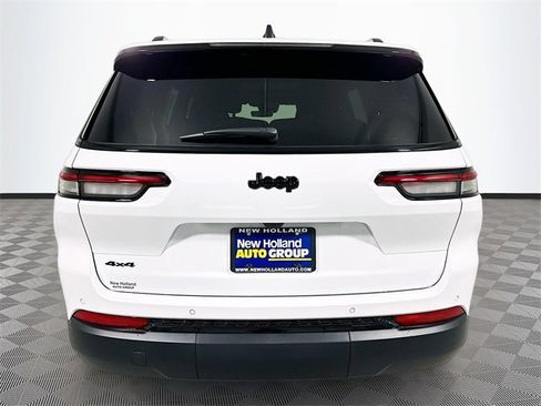 New 2025 Jeep Grand Cherokee L Altitude image 5