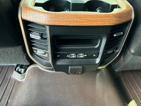 Used 2019 RAM 2500 Limited AWD/4WD image 24