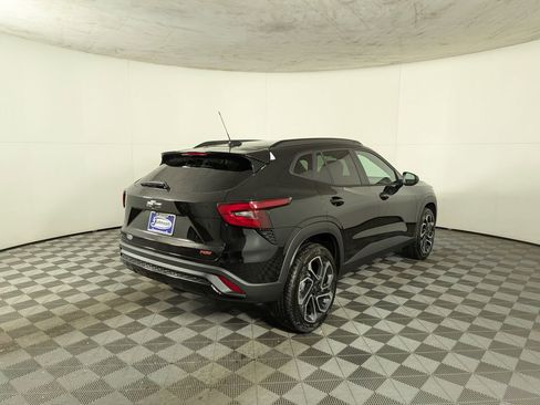 New 2026 Chevrolet Trax RS image 7