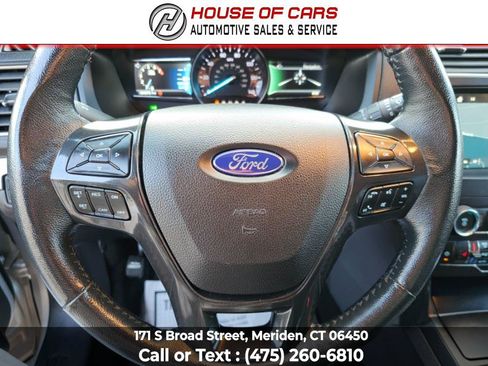 Used 2019 Ford Explorer XLT w/ Equipment Group 202A AWD/4WD image 25