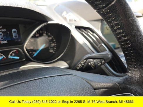 Used 2018 Ford Escape SEL AWD/4WD image 19