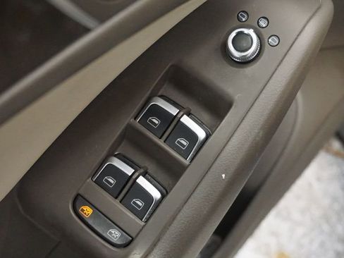 Used 2017 Audi Q5 2.0T Premium image 27