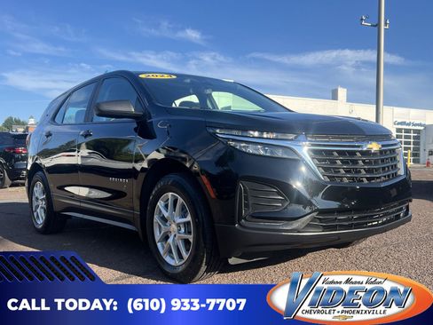 Used 2024 Chevrolet Equinox LS w/ Driver Confidence II Package AWD/4WD image 1