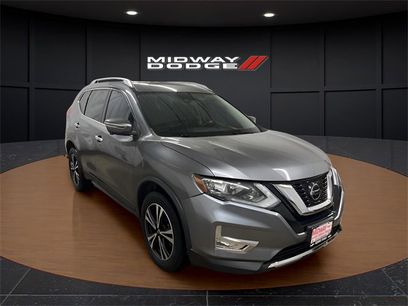 Used 2019 Nissan Rogue SV w/ Sun & Sound Touring Package