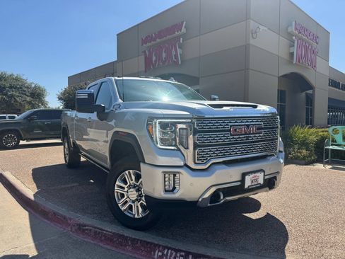 Used 2022 GMC Sierra 2500 Denali w/ Denali Ultimate Package AWD/4WD image 1