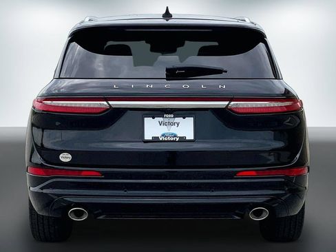 Used 2024 Lincoln Corsair Grand Touring AWD/4WD image 4