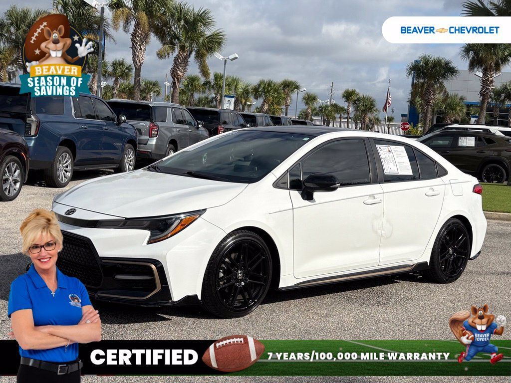 Used 2021 Toyota Corolla SE FWD image 1