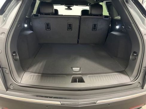 New 2026 Cadillac XT5 Luxury image 15