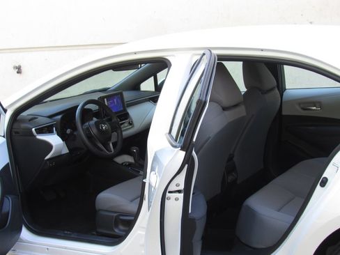 Certified 2026 Toyota Corolla SE FWD image 12