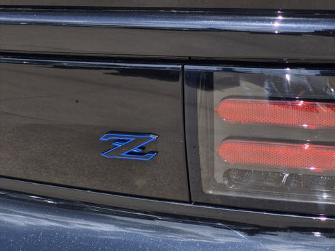 Used 2024 Nissan Z Performance w/ Floor Mat Package RWD image 9