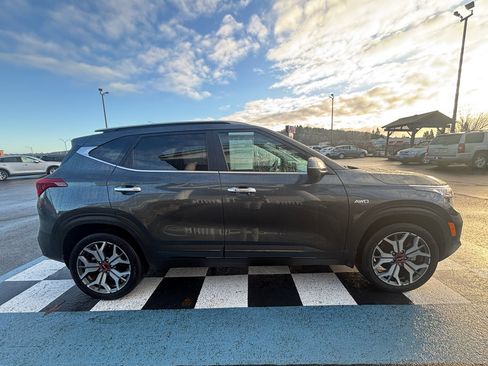 Used 2023 Kia Seltos SX image 6