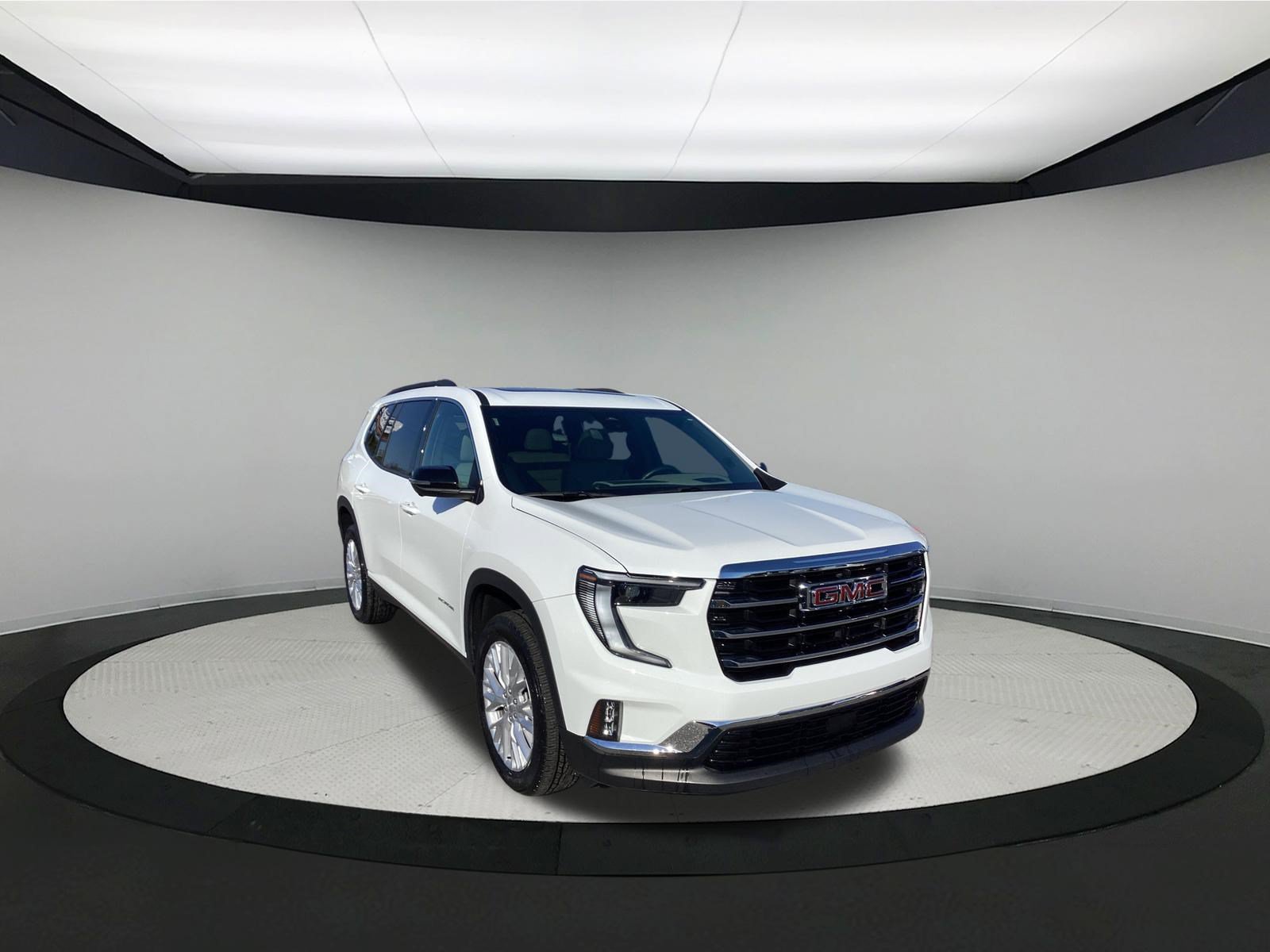 Used 2026 GMC Acadia Elevation w/ Elevation Premium Package FWD image 2