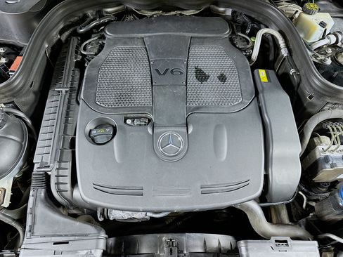 Used 2014 Mercedes-Benz E 350 4MATIC Wagon image 34