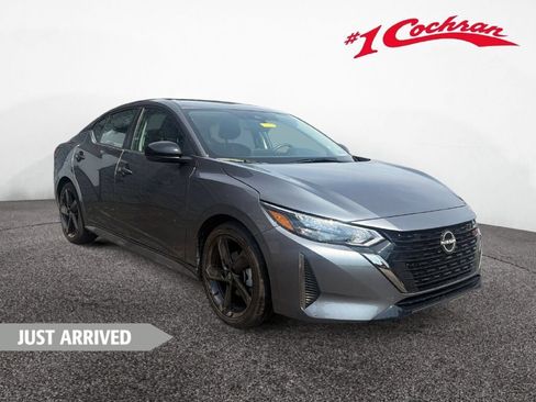 Used 2024 Nissan Sentra SR FWD image 1