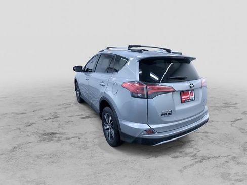 Used 2016 Toyota RAV4 XLE image 7