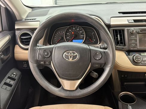 Used 2013 Toyota RAV4 XLE FWD image 11