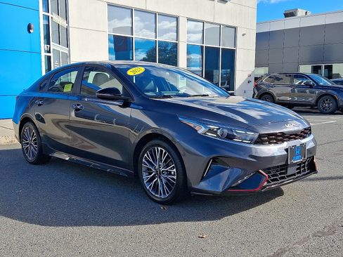 Used 2023 Kia Forte GT-Line w/ GT-Line Premium Package image 3