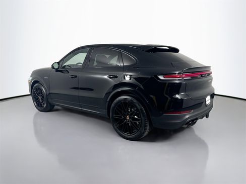 New 2026 Porsche Cayenne E-Hybrid Coupe image 3