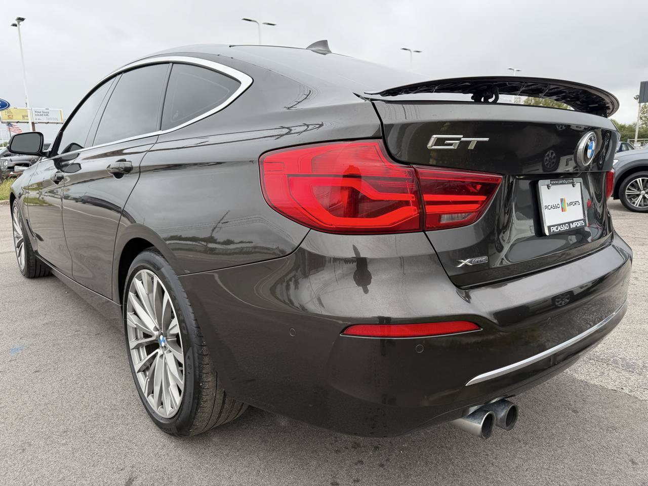 Used 2017 BMW 330i Gran Turismo xDrive AWD/4WD image 5