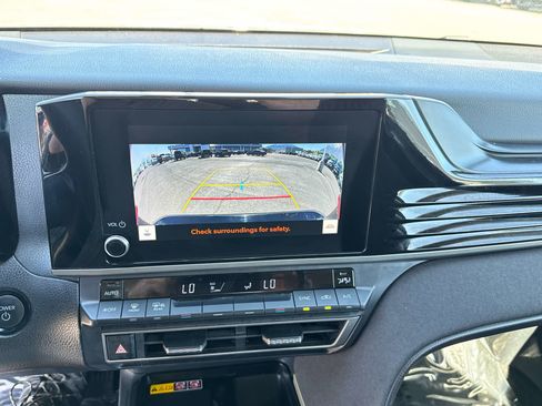 Used 2025 Toyota Camry LE FWD image 22