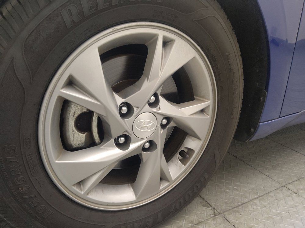 Used 2021 Hyundai Elantra SE w/ Cargo Package FWD image 31