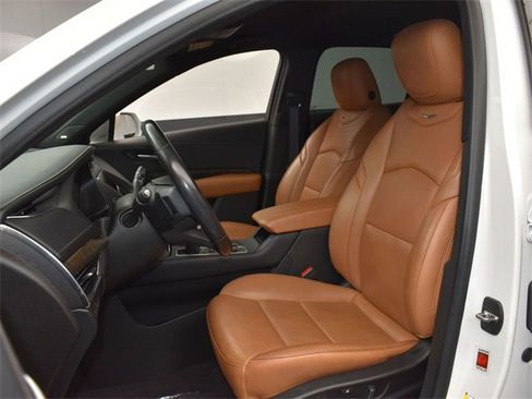 Used 2019 Cadillac XT4 Sport image 9