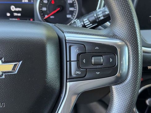 Used 2023 Chevrolet Blazer LT FWD image 13