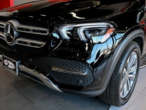 Used 2022 Mercedes-Benz GLE 350 4MATIC w/ Premium Package image 9