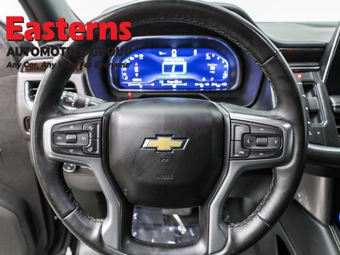 Used 2024 Chevrolet Suburban Premier image 10