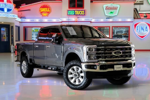 Used 2025 Ford F250 Lariat w/ Chrome Package AWD/4WD image 1
