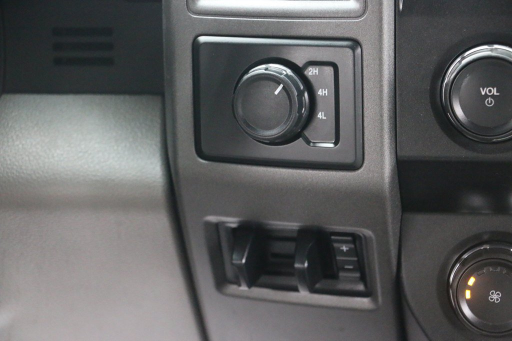 Used 2019 Ford F550 4x4 Crew Cab Super Duty image 17