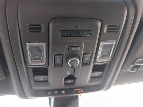 Used 2021 GMC Yukon Denali AWD/4WD image 33