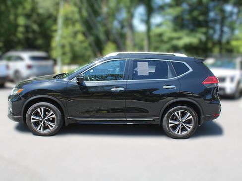 Used 2017 Nissan Rogue SL w/ SL Premium Package AWD/4WD image 5