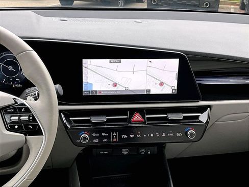 Used 2023 Kia Niro Wind w/ Wind Preserve Package FWD image 18