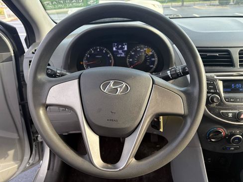 Used 2017 Hyundai Accent SE FWD image 13