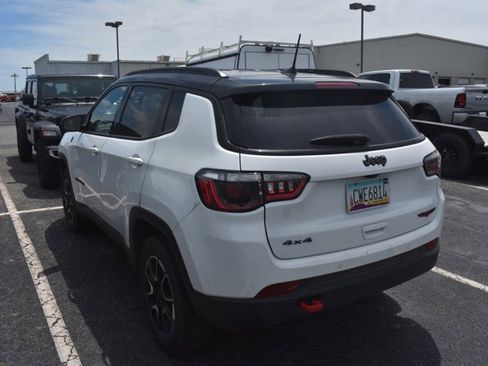 Used 2025 Jeep Compass Trailhawk AWD/4WD image 6