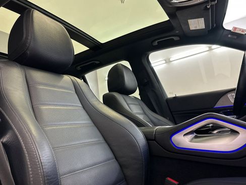 Used 2021 Mercedes-Benz GLE 580 4MATIC image 32