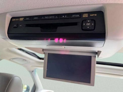 Used 2008 Toyota Sienna AWD image 18