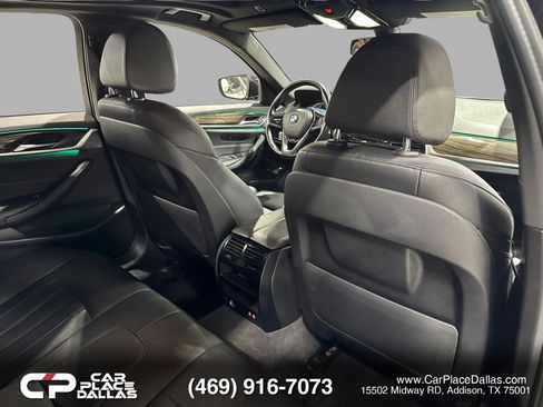 Used 2021 BMW 530i w/ Convenience Package RWD image 28